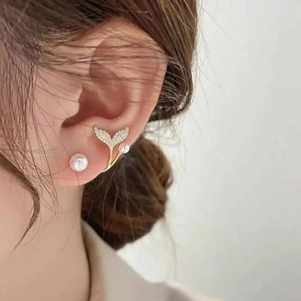 Korean Golden Fishtail Fashion Stud Earrings For Women Jewelry Trendy Simulated Pearl Butterfly Earrings Piercing